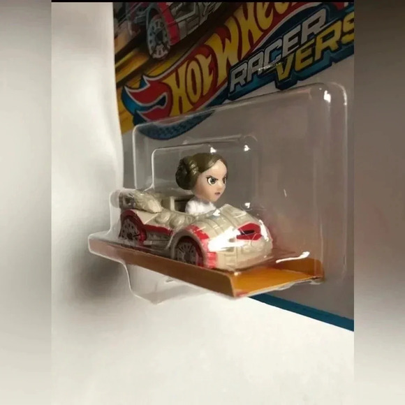 Mattel Hot Wheels Racer Verse Diecast Car: Star Wars Princess Leia - BRAND NEW!! - Picture 2 of 3